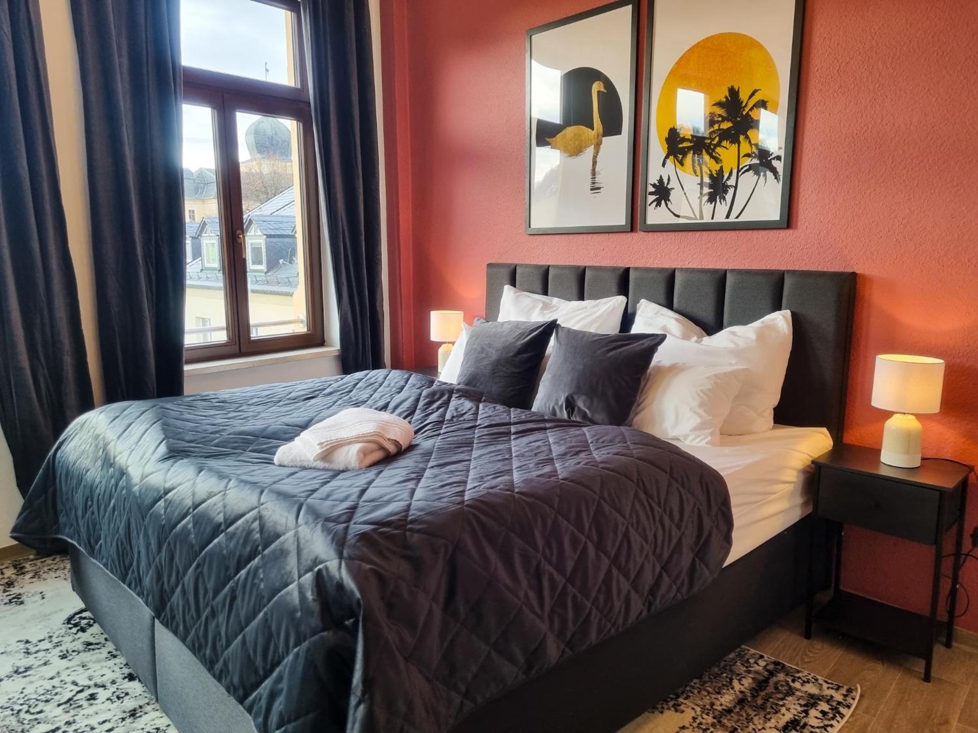 Maremar - Design Maisonette Altstadt - 4 Pers - 57Qm - Luxus Boxspringbett - Kueche - Arbeitsplatz - Privater Parkplatz Greiz Dış mekan fotoğraf